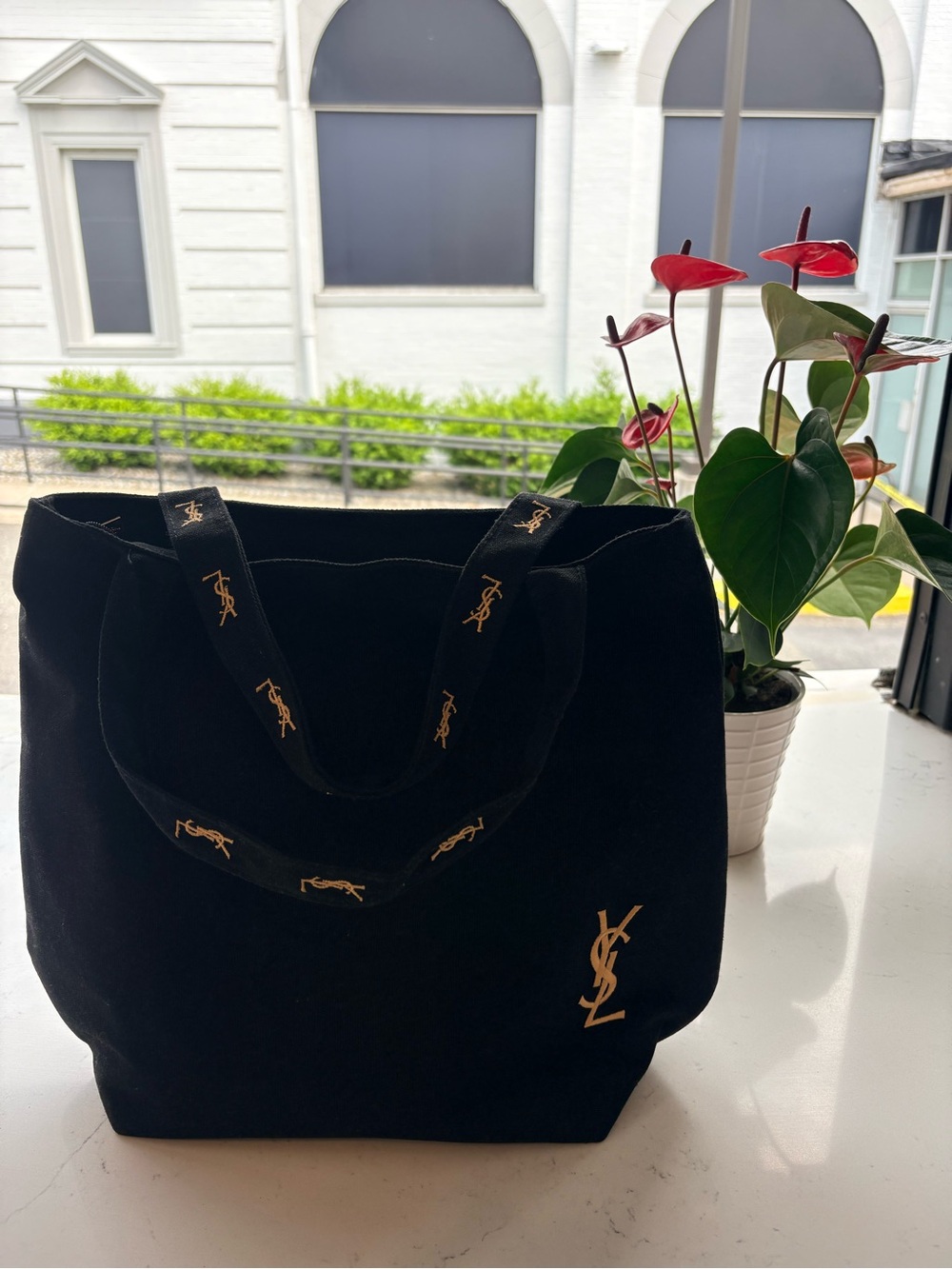 Gwp Yves Saint Laurent Black Logo Pouch with Gold YSL Emblem